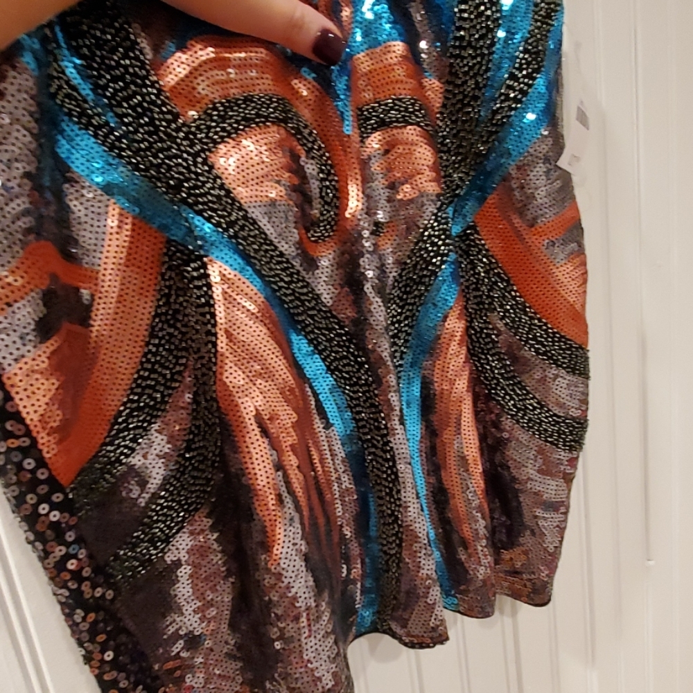 Skirt - Picture 2 of 3